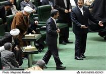 قدم به قدم با نواصولگرايي