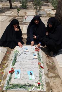 مستند ارمغان مادري