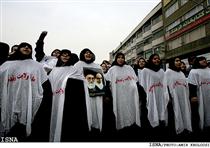 9 دي زنده است 9 دي زنده است