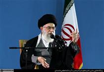 دست خدا با شماست