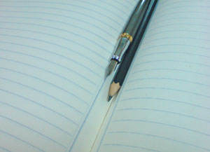 مناظره خودنویس و مداد