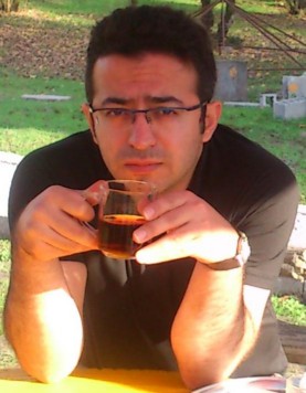 کاظم بهمنی